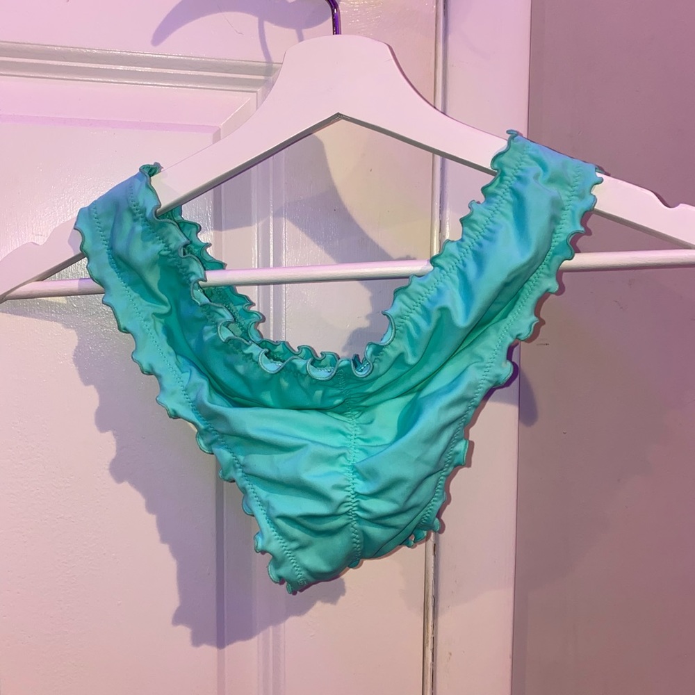 Ruffle scrunch Bikini Bottom